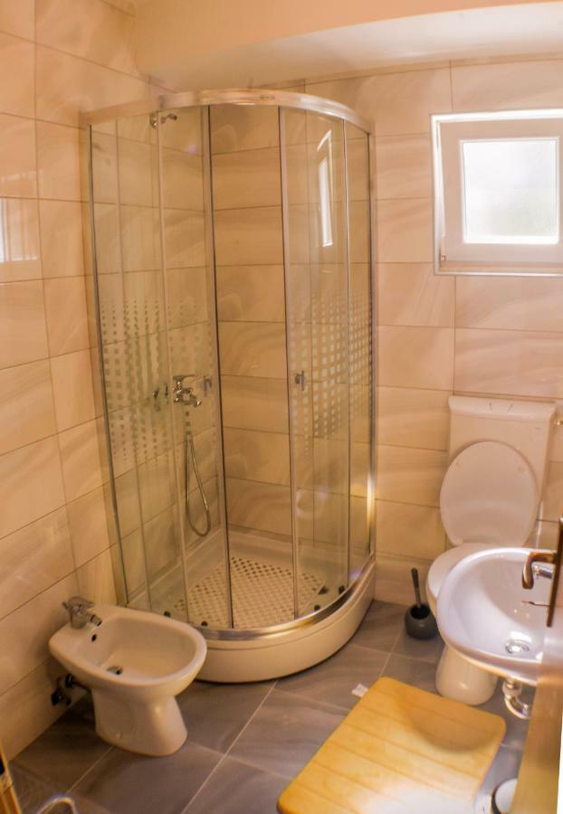 Apartments Frano Ropa מראה חיצוני תמונה